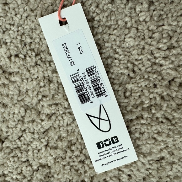 NWT MINKPINK Coral Reef Cut Out One Piece Swimsuit Size Large - Picture 9 of 10